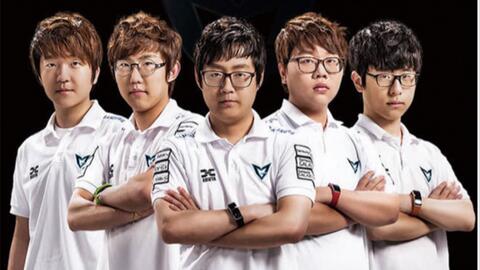 icon ： Awei，你每天都在说我，没人怪你，只是多听听你的队友。