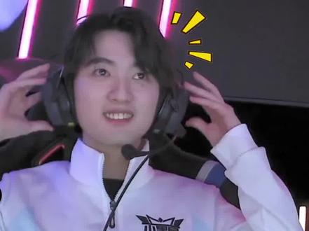 Into the Breach 在签约一个月后将 BOROS 放在板凳上