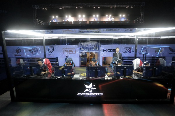 Falcons 对阵 B8 ，FaZe 将在 BLAST.tv Austin Major 2025：第二阶段揭幕战中迎战 Heroic