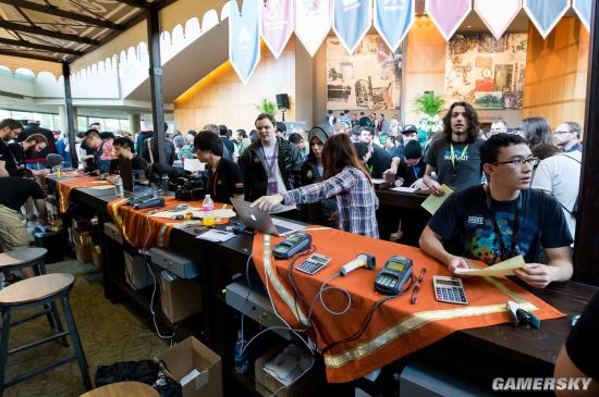 【lpl战报】JDG 2-0 V5：Hope稳中带凶 JDG成功终结V5连胜