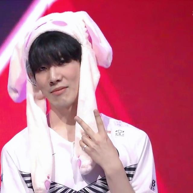 Karmine Corp Signs pyrolll